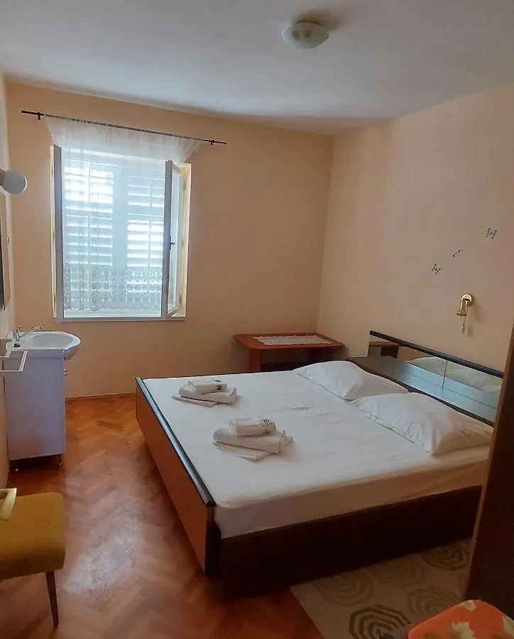 Kuca Lidija Hotel Rab Town
